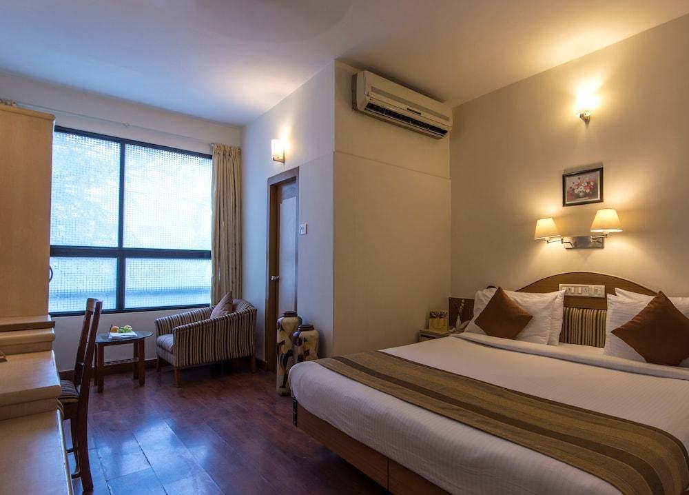 Hotel Park Central Koregaon Park Pune Dış mekan fotoğraf