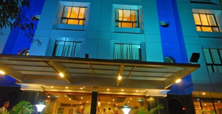 Hotel Park Central Koregaon Park Pune Dış mekan fotoğraf