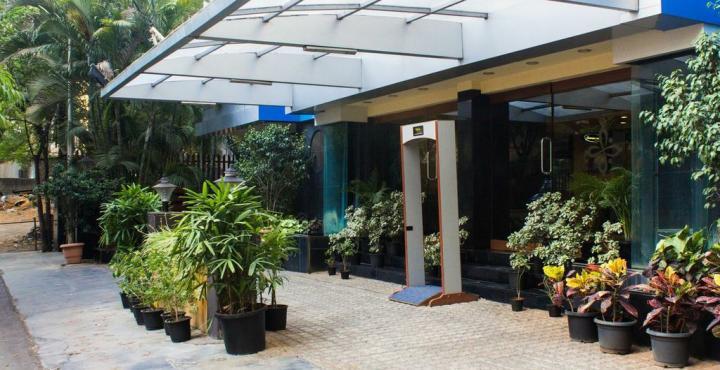 Hotel Park Central Koregaon Park Pune Dış mekan fotoğraf