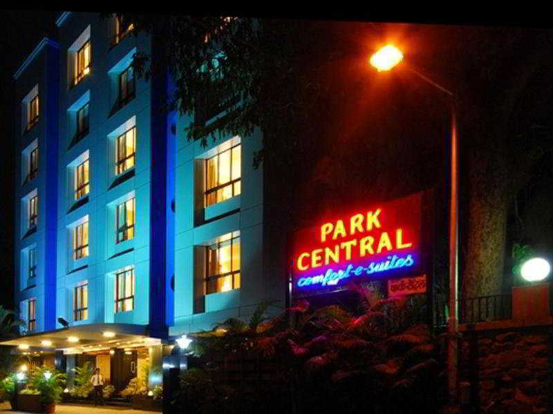 Hotel Park Central Koregaon Park Pune Dış mekan fotoğraf