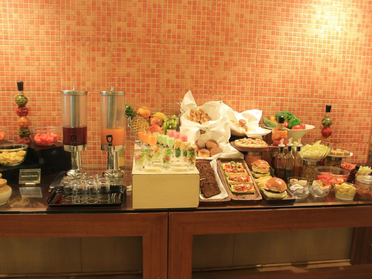 Hotel Park Central Koregaon Park Pune Dış mekan fotoğraf