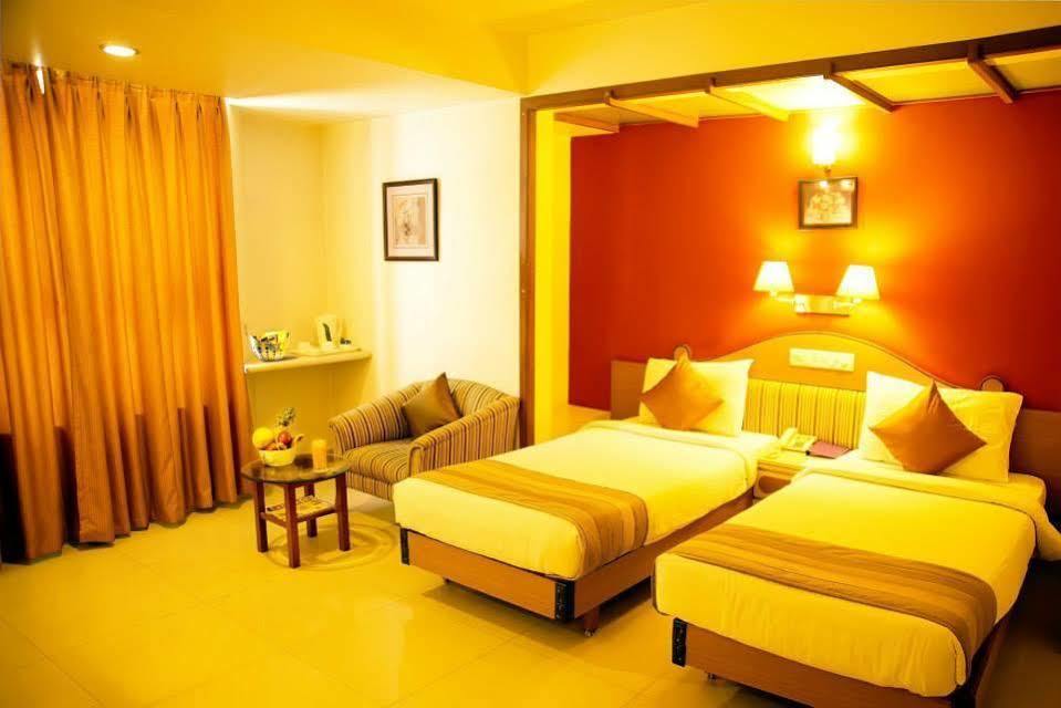 Hotel Park Central Koregaon Park Pune Dış mekan fotoğraf