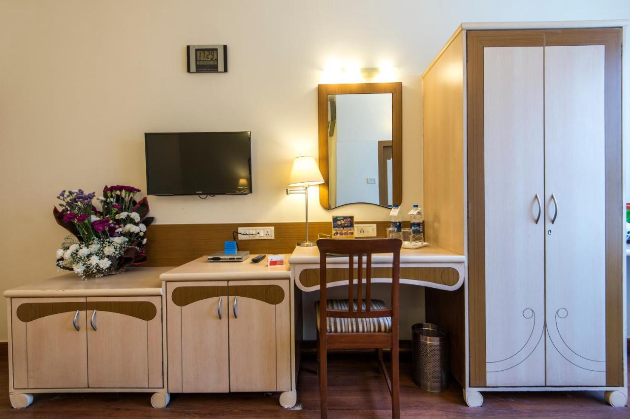 Hotel Park Central Koregaon Park Pune Dış mekan fotoğraf